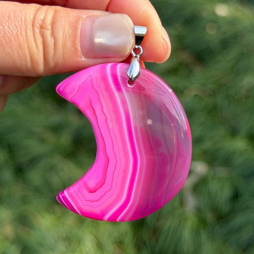 Sterling silver 925 stamped pink druzy banded agate moon pendant 1024 - Picture 5 of 8